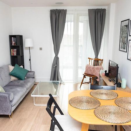 Modern Brixton Apartment Londra Esterno foto